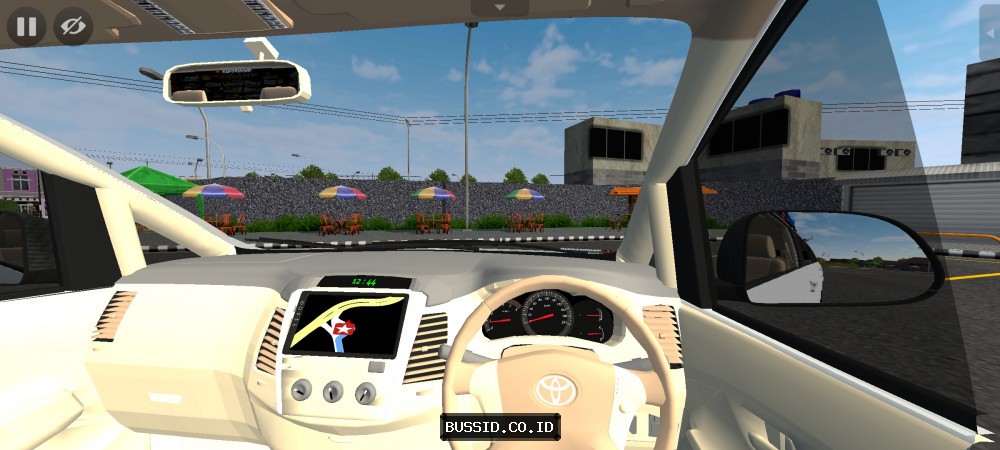 Innova 2012 Travel
