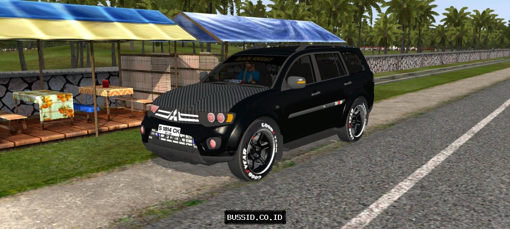 Mitsubishi Pajero Sport Dakar 2015 Modif