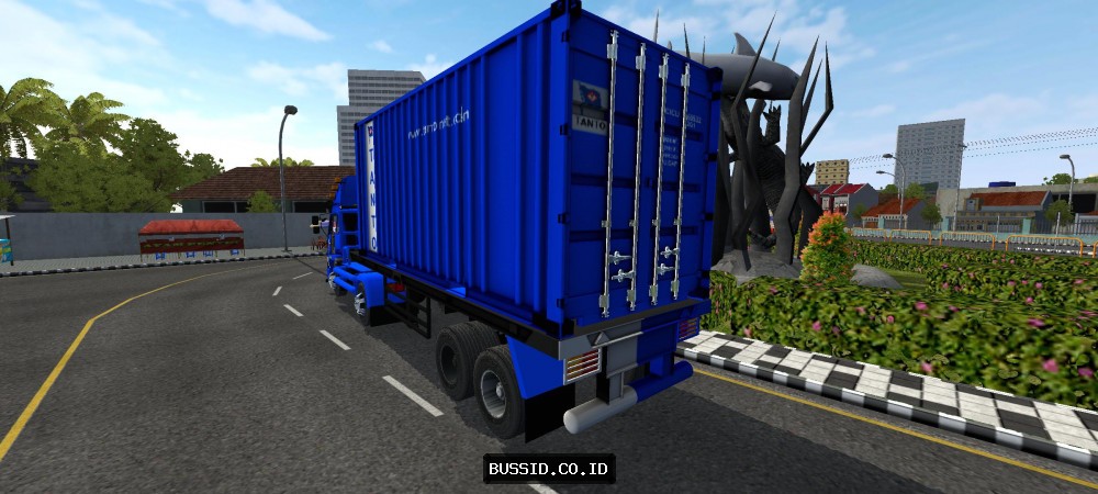 Fuso Fighter Kontainer