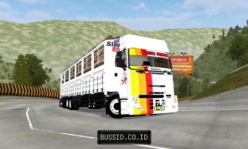 UD Quesno Angkut Kayu