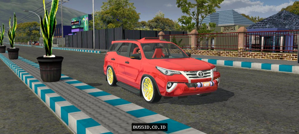 Toyota Fortuner Street Racing