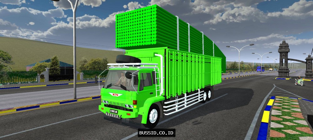 Hino Ranger Muat Bambu