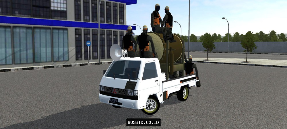 Mitsubishi L300 Muat Beduk